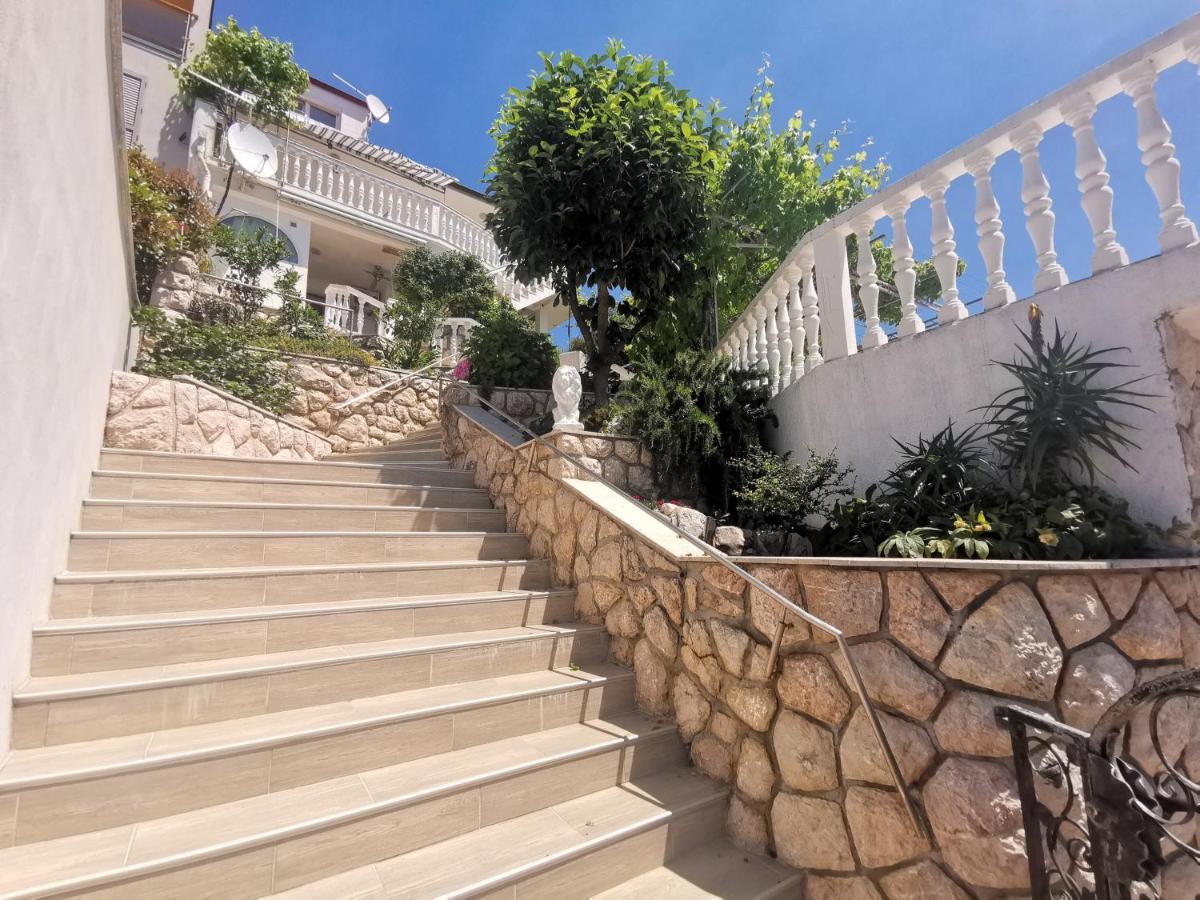 דראמליי Apartments Niko מראה חיצוני תמונה