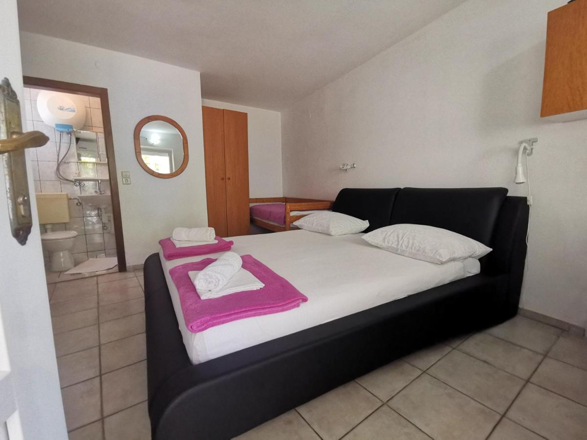 דראמליי Apartments Niko מראה חיצוני תמונה