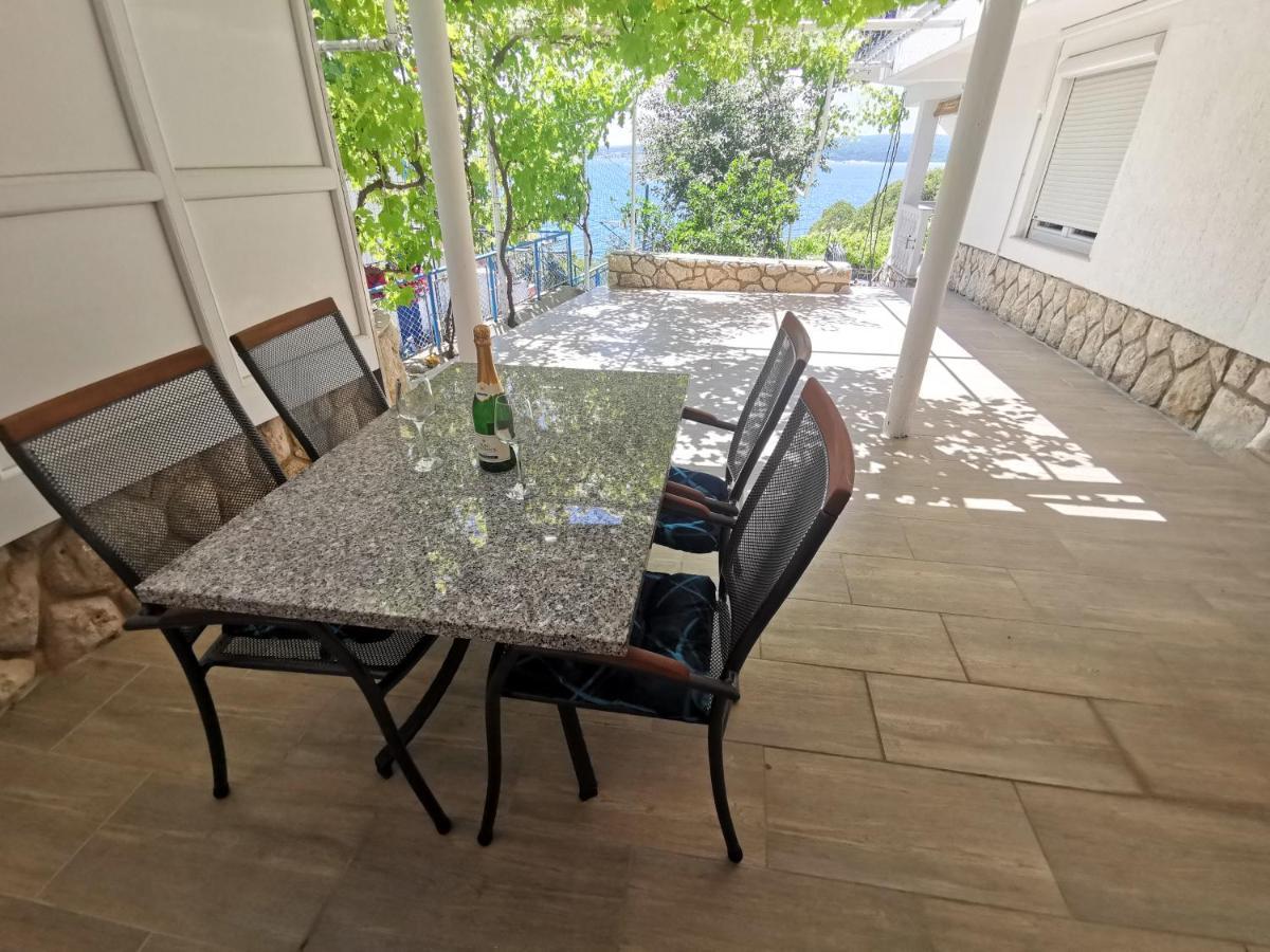 דראמליי Apartments Niko מראה חיצוני תמונה